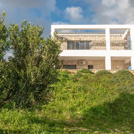 Apartment Orizzonte - Ground Floor With Shared Pool & Amazing View Keri