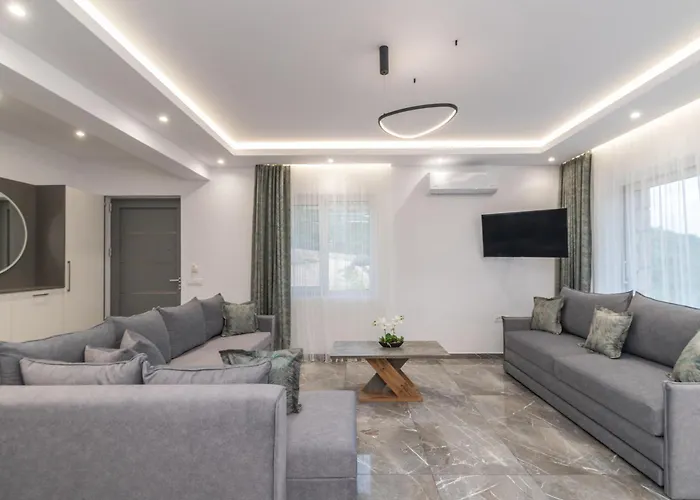 Apartment Orizzonte - Ground Floor With Shared Pool & Amazing View