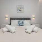 Orizzonte - Ground Floor With Shared Pool & Amazing View