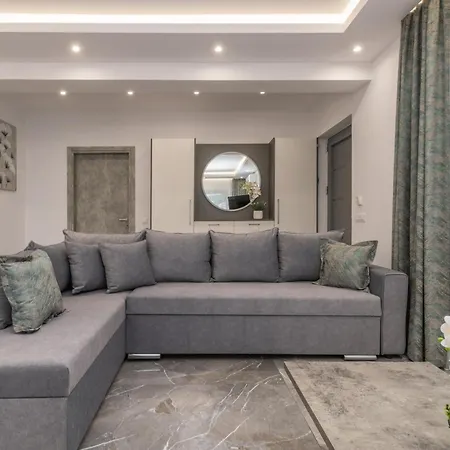 Lägenhet Orizzonte - Ground Floor With Shared Pool & Amazing View *