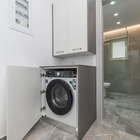 Orizzonte - Ground Floor With Shared Pool & Amazing View Lägenhet *