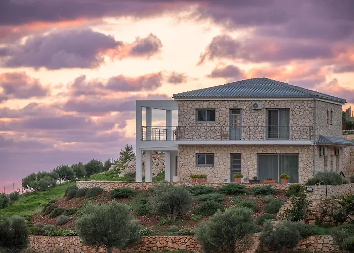 Orizzonte - Ground Floor With Shared Pool & Amazing View